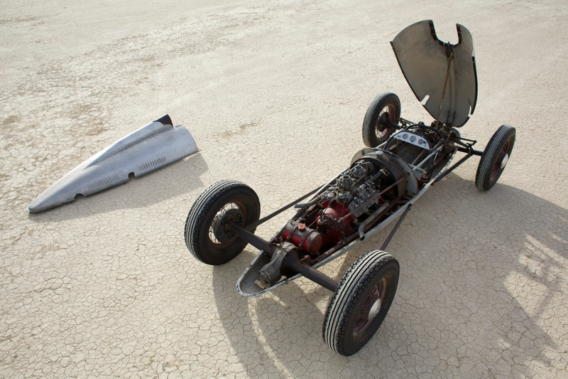 Illustration for article titled Become a '50s Speed Demon With This Flathead-powered Belly Tanker